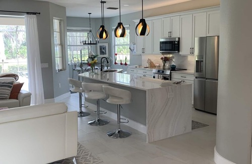 Tara Golf and Country Club House | Luxury Home With Private Pool Situated On Tara Golf And Country Club