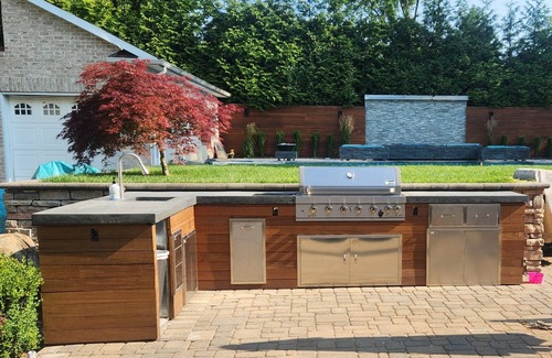 Glen Cove House | Luxury Home with Resort Style Pool