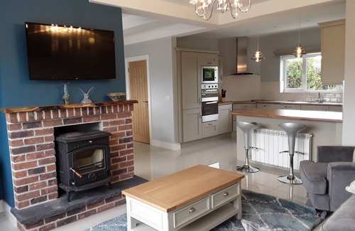 Killarney House | Luxury home with stunning lake views
