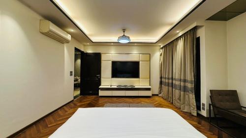 East of Kailash House | Luxury HomeStay Prime Location, South Delhi