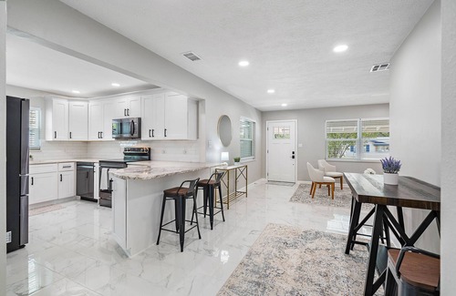 South Pinellas Community Council House | Luxury House 5 Minutes to Beach
