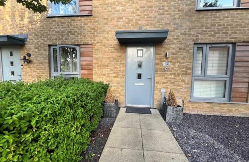 Ashford House | Luxury House in Ashford with Free parking 2x