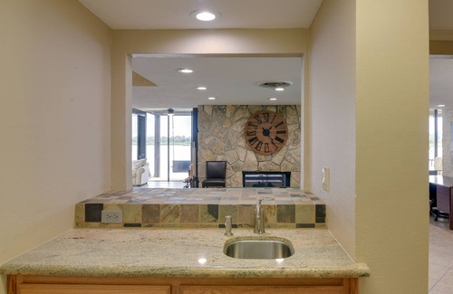 Nassau Bay House | Luxury Houston Vacation Rental on Clear Lake!
