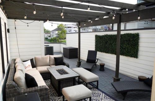 Edgehill House | Luxury in Music Row The Gulch is Minutes Away