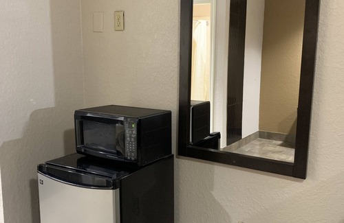 Greater Fondren Southwest Hotel | Luxury Inn and Suites