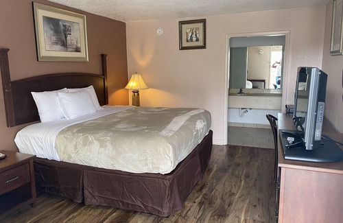 Montgomery Hotel | Luxury Inn