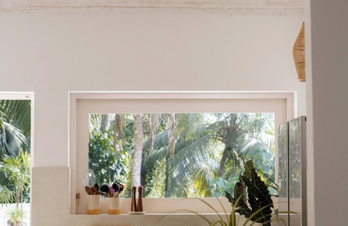 Kathaluwa Villa | Luxury Jungle Villa: Infinity Pool + Yoga Shala + Gym