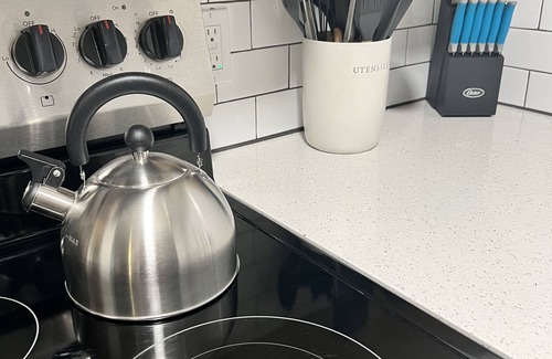Orangedale Apartment | Luxury king suit-free parking!n