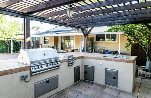 Lake Balboa House | Luxury Lake Balboa House with a Large Heated Pool