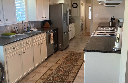 West Livingston House | Luxury Lake Living - Open Boat slip, Great for Families
