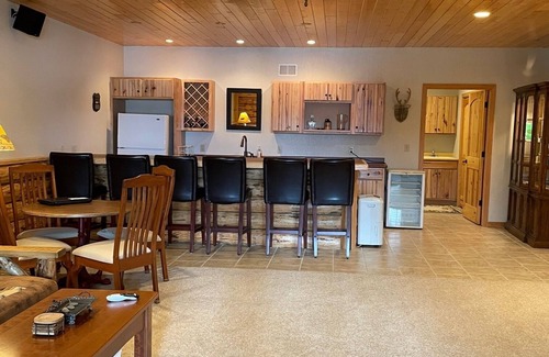 Manitowish Waters Condo | Luxury lakefront condo