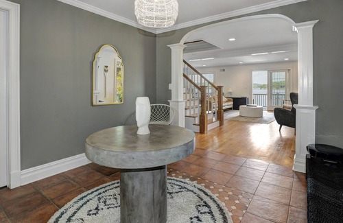 Hopatcong House | Luxury Lakefront Retreat - 1hr from NYC - Huge Lake