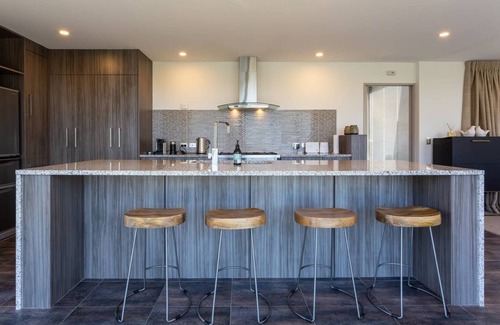 Queenstown House | Luxury Lakeside Home - Remarkable View