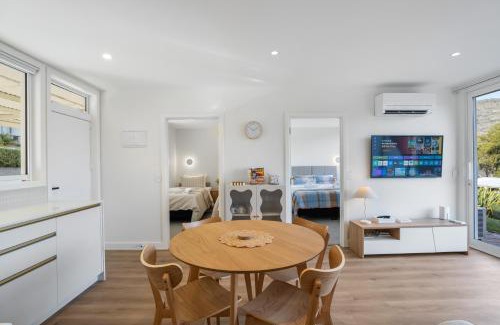 Frankton House | Luxury Lakeside Landing