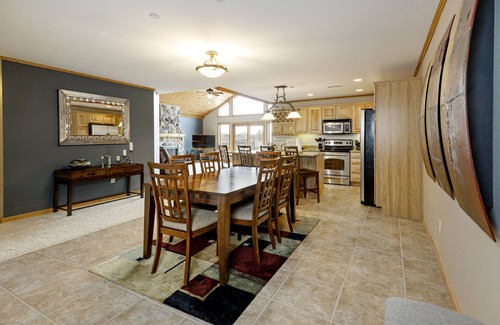Arkdale Condo | Luxury Lakeside living at Northern Bay Resort. Houses 13 with Exclusive BunkRoom