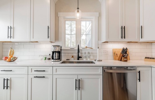 Shapleigh House | Luxury Lakeside Paradise w/Private Beach & Near Ski Resorts