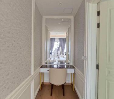 Bengaluru Apartment | Luxury Leela residence studio apartment, near Bangalore airport,Manyata tech park