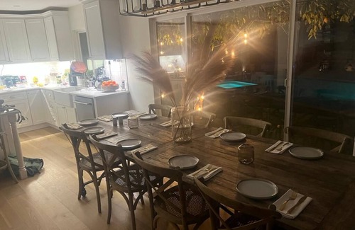 Woodland Hills House | Luxury Living at it's finest.