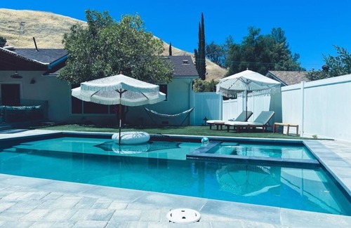 Woodland Hills House | Luxury Living at it's finest.