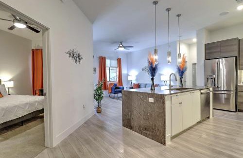 North Scottsdale Apartment | Luxury Living, Family-Friendly Comfort 4020