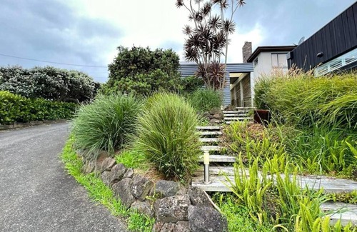 Narrow Neck House | Luxury Living Steps from Narrow Neck Beach!