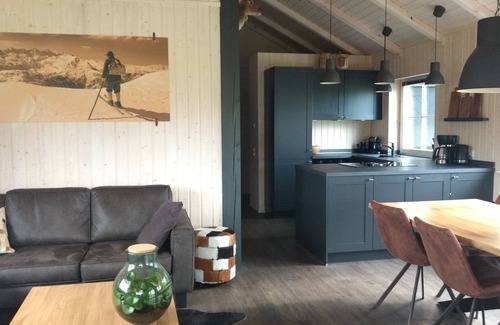 Kuestelberg House | Luxury lodge near Winterberg with hot tub with a beautiful view
