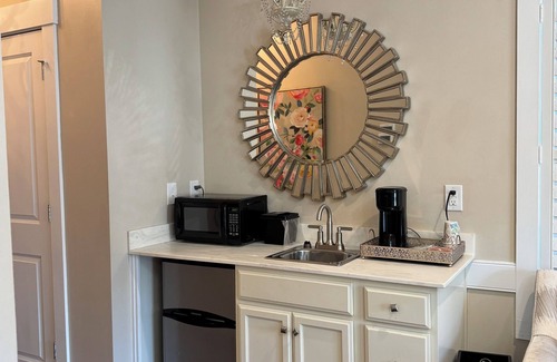 Elizabethtown Resort | Luxury Lodging, Lakefront View, King Bed w/Private Bath, Private Patio.