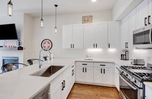 Winter Park House | Luxury Loft 16 I Hot Tub I Great Views I Best Price I Discounted Attractions