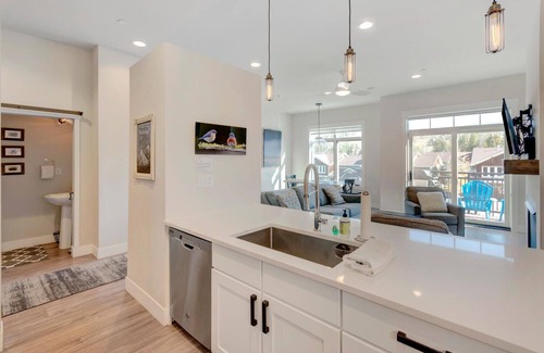 Winter Park House | Luxury Loft 3 I Hot Tub I Great Views I Best Price I Discounted Attractions