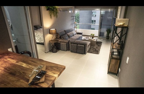 Los Naranjos Condo | Luxury Loft 5min away from Provenza, Tesoro and top other amenities
