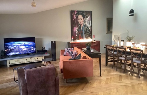 Ecusson Apartment | Luxury loft