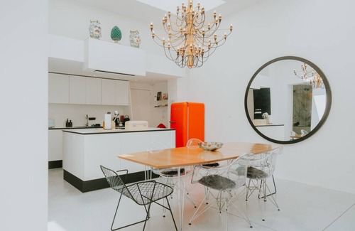 Saint-Laurent Apartment | Luxury loft with private parking