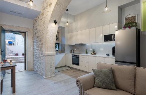 Kournas Villa | Luxury love nest with hot tub & heated pool