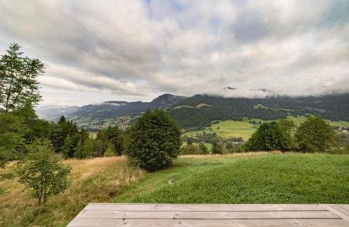 Megeve Ski Chalet | Luxury Megève Chalet, sleeps 8 with Mountain Views and Jacuzzi