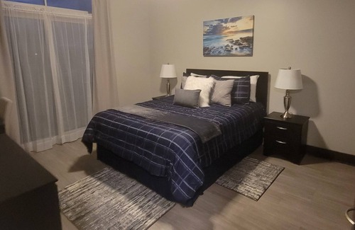Clarksville Apartment | Luxury Modern Apartment