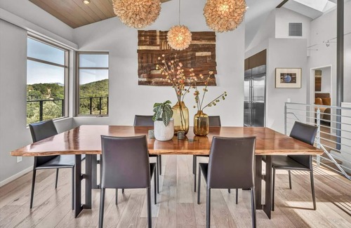 Fetters Hot Springs-Agua Caliente House | Luxury Modern Home w/Views - 3 Acres | 4000 Sq Ft