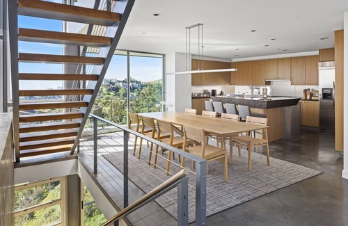 Hollywood Hills West House | Luxury Modern Japanese-Style Zen Retreat in Hollywood Hills, Los Angeles