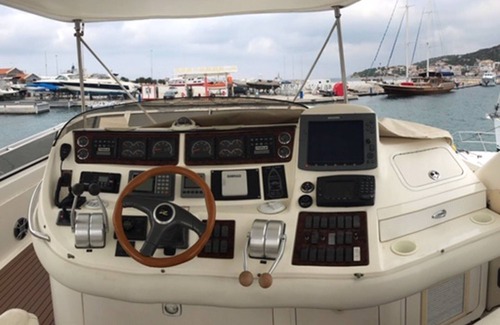 Gocek Boat Rental | Luxury Motor Yacht 6 pax capacity for Rent in Göcek, Fethiye | www.yachttogo.com