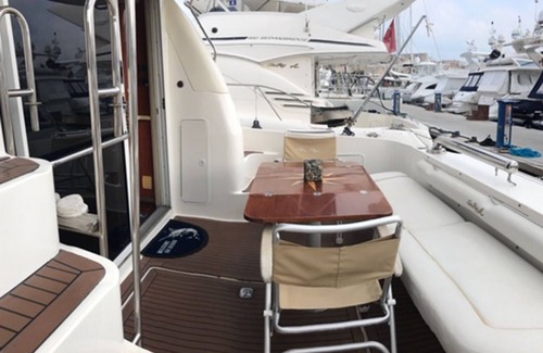 Gocek Boat Rental | Luxury Motor Yacht 6 pax capacity for Rent in Göcek, Fethiye | www.yachttogo.com