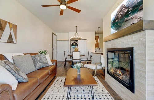 Fraser House | Luxury Mountain Condo 361 3 I Private Hot Tub I Great Views I Best Price I Discounted Attractions