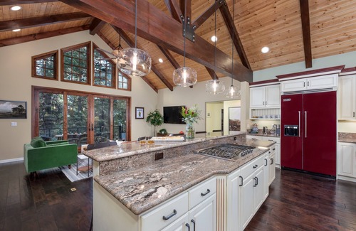 Apple Hill Cabin | Luxury Mountain Home - Families - Apple Hill - Game Room