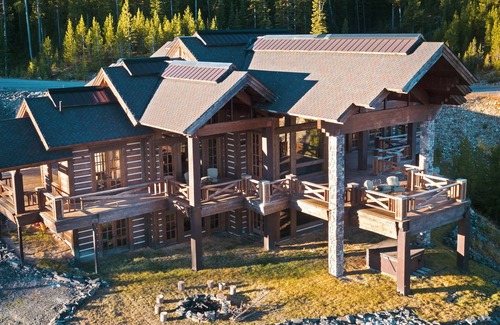 Big Sky House | LUXURY MOUNTAIN HOME *EXCELLENT LOCATION*SPECTACULAR VIEWS*SKI-IN SKI-OUT
