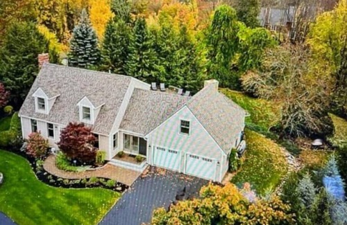 Portland House | Luxury Nature Vacation Sanctuary in Portlandn