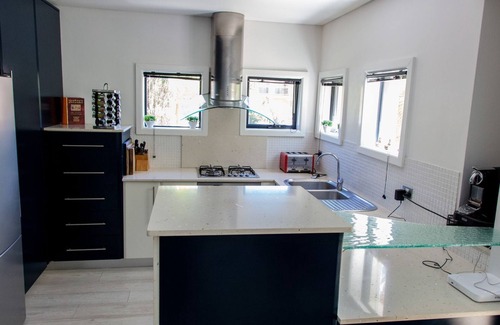 Brighton-le-Sands House | Luxury near the beach And hospital grade cleanliness
