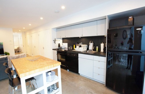 North End Apartment | Luxury North End One-Bedroom in Trendy Downtown Halifax Neighourhood.
