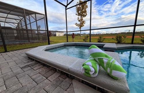 Four Corners House | Luxury Oasis 8br Villa - Windsor Cay Resort