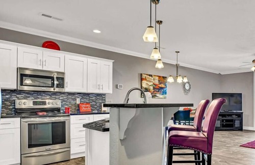 Indian Point Condo | Luxury Oasis Condo, Large Deck with Beautiful Lake Views, Free Daily Tickets, Near Sdc