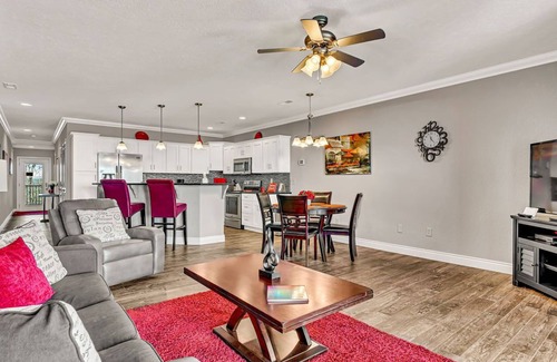 Indian Point Condo | Luxury Oasis Condo, Large Deck with Beautiful Lake Views, Free Daily Tickets, Near Sdc