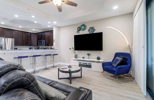 Pelican Condo | ‼️Luxury Oasis ‼️Fresh impovements | Pool | Patio