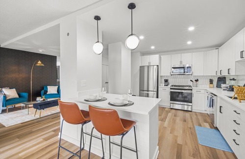 Aurora Highlands Apartment | Luxury Oasis mins to DC,Free Parking,Metro,Family